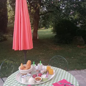 au-pays-des-abbayes.midi-pyreneeshotels.com/